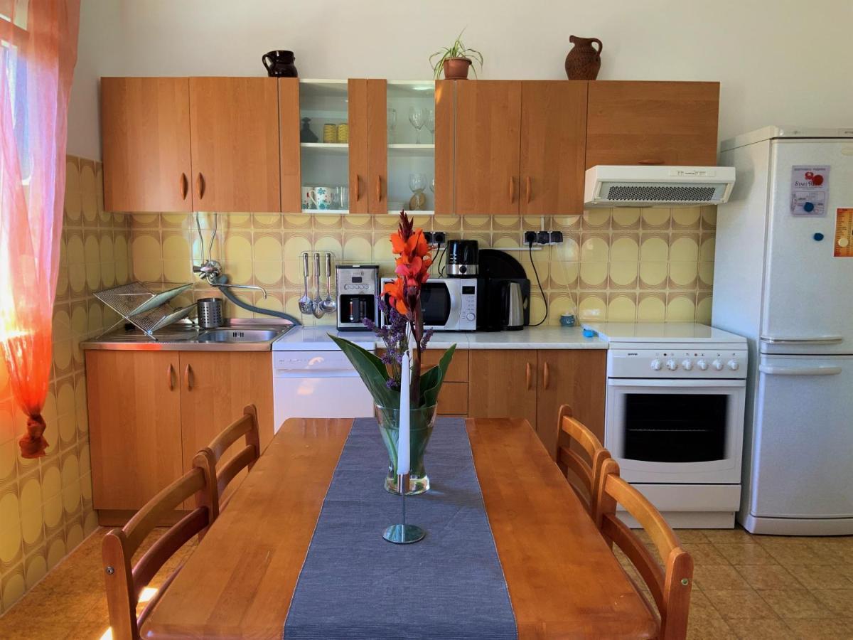 Apartment Agava Istria - Family Vacation Rental With Free Parking, Garden, Wifi Ližnjan Eksteriør billede